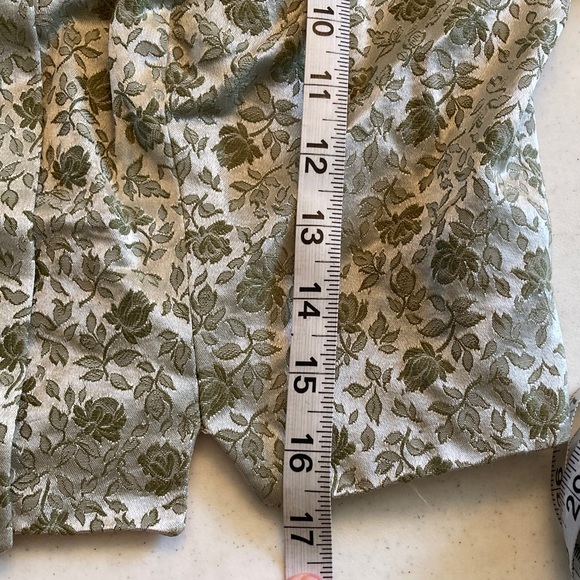 VTG Handmade Floral Tapestry Cropped Jacket with Faux Fur Collar - Picture 6 of 8